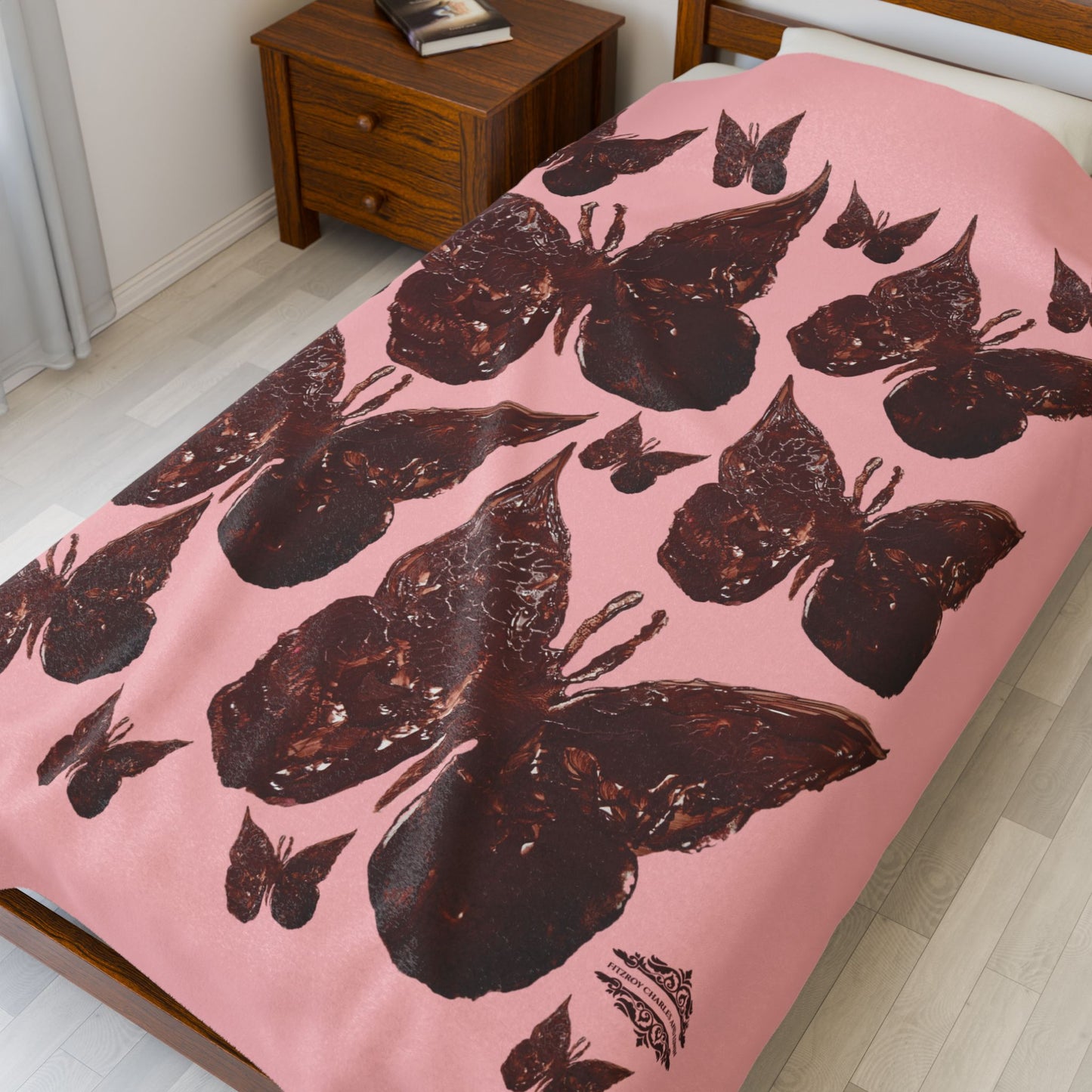 ROSE PINK VELVETEEN PLUSH BLANKET