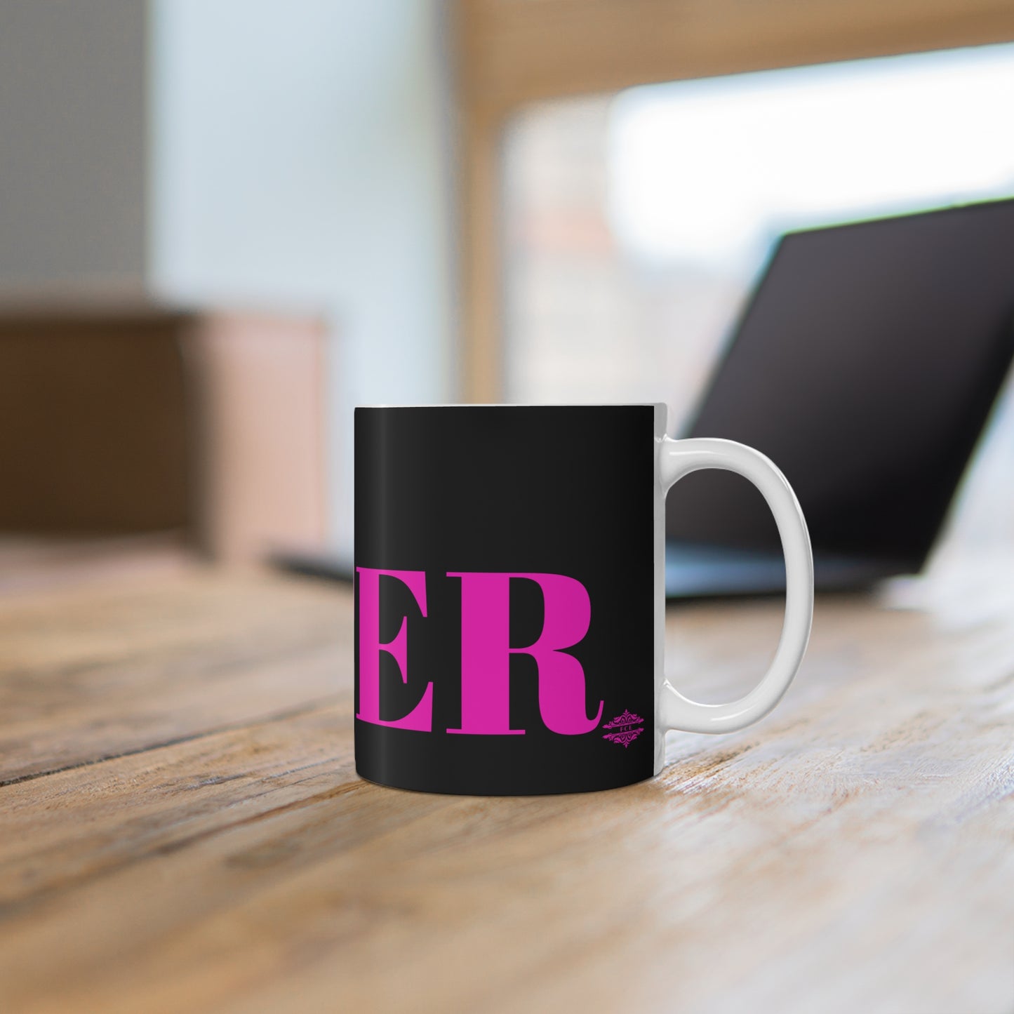 BLACK AND HOT PINK SISTER MUG
