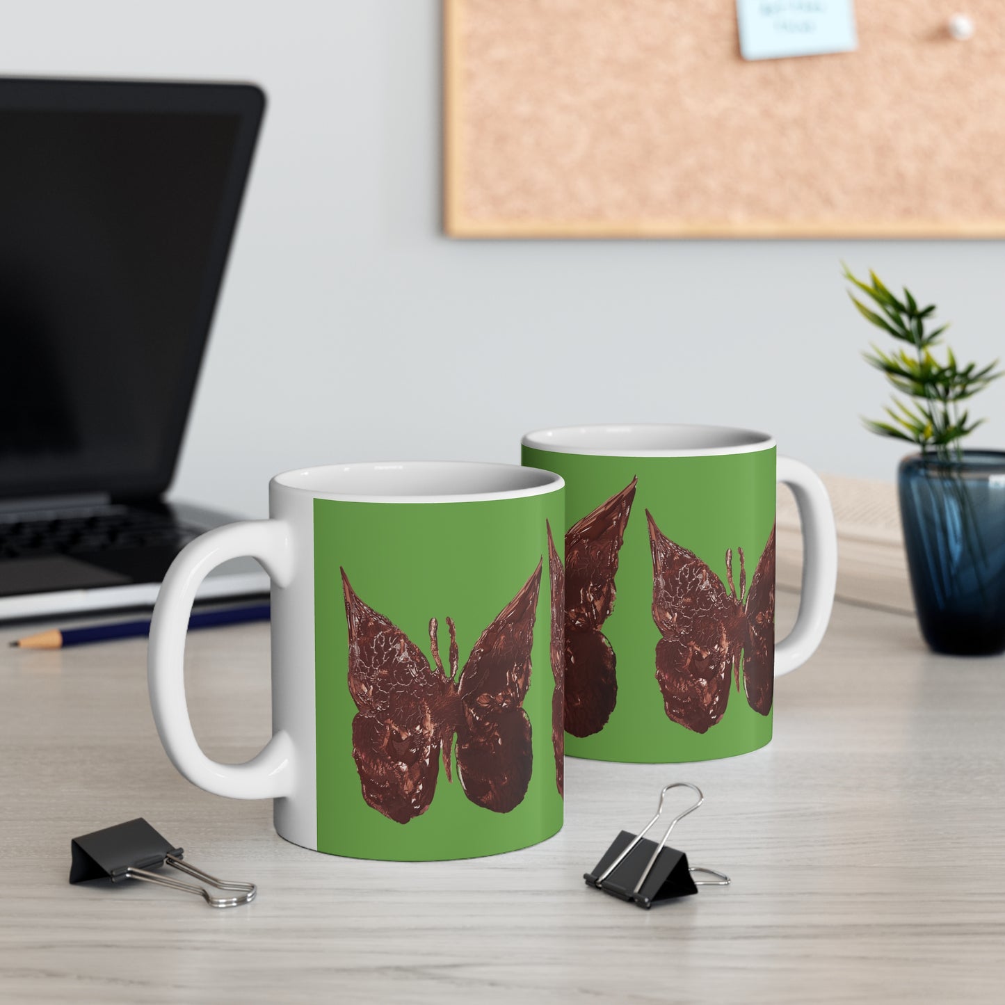 BROWN PAPILLON MUG