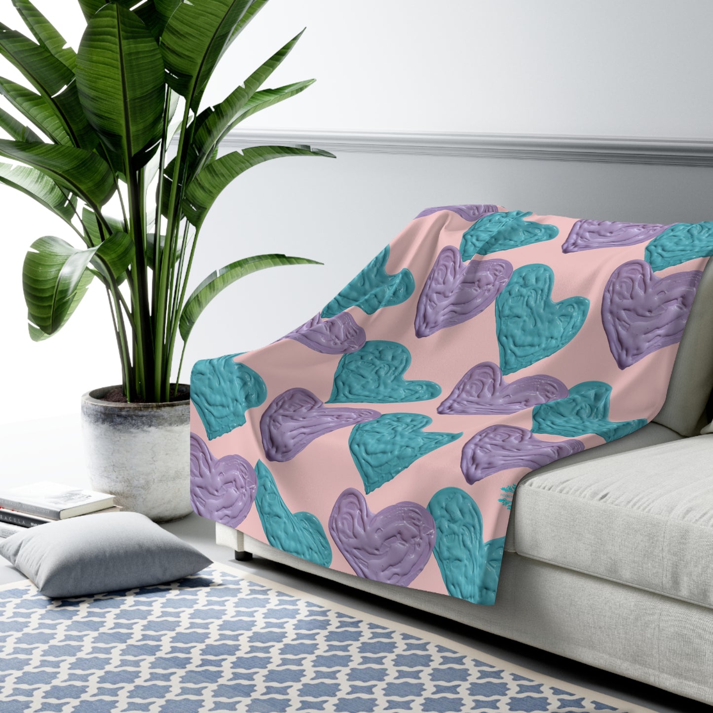 SHERPA FLEECE BLANKET WITH CUSTOM HEART DESIGN