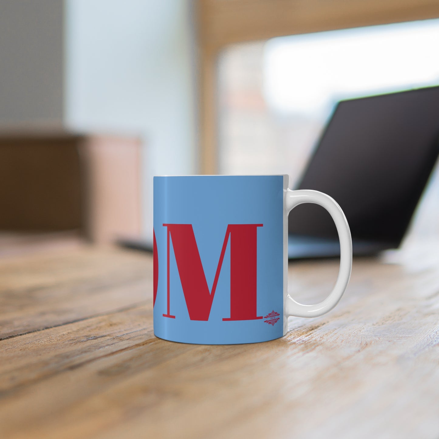 LIGHT BLUE AND RED MOM MUG